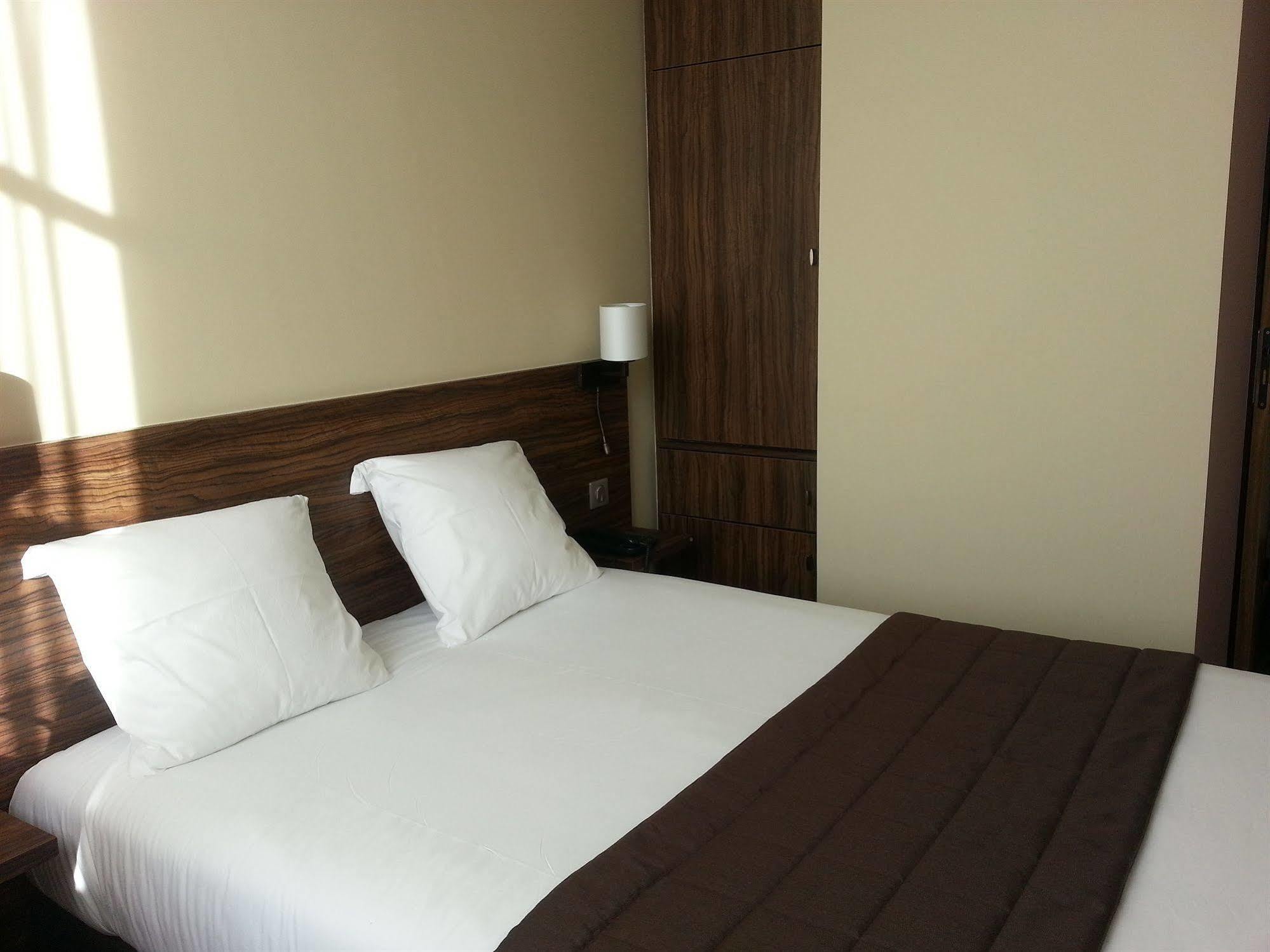 בסאנקון Hotel Vauban מראה חיצוני תמונה
